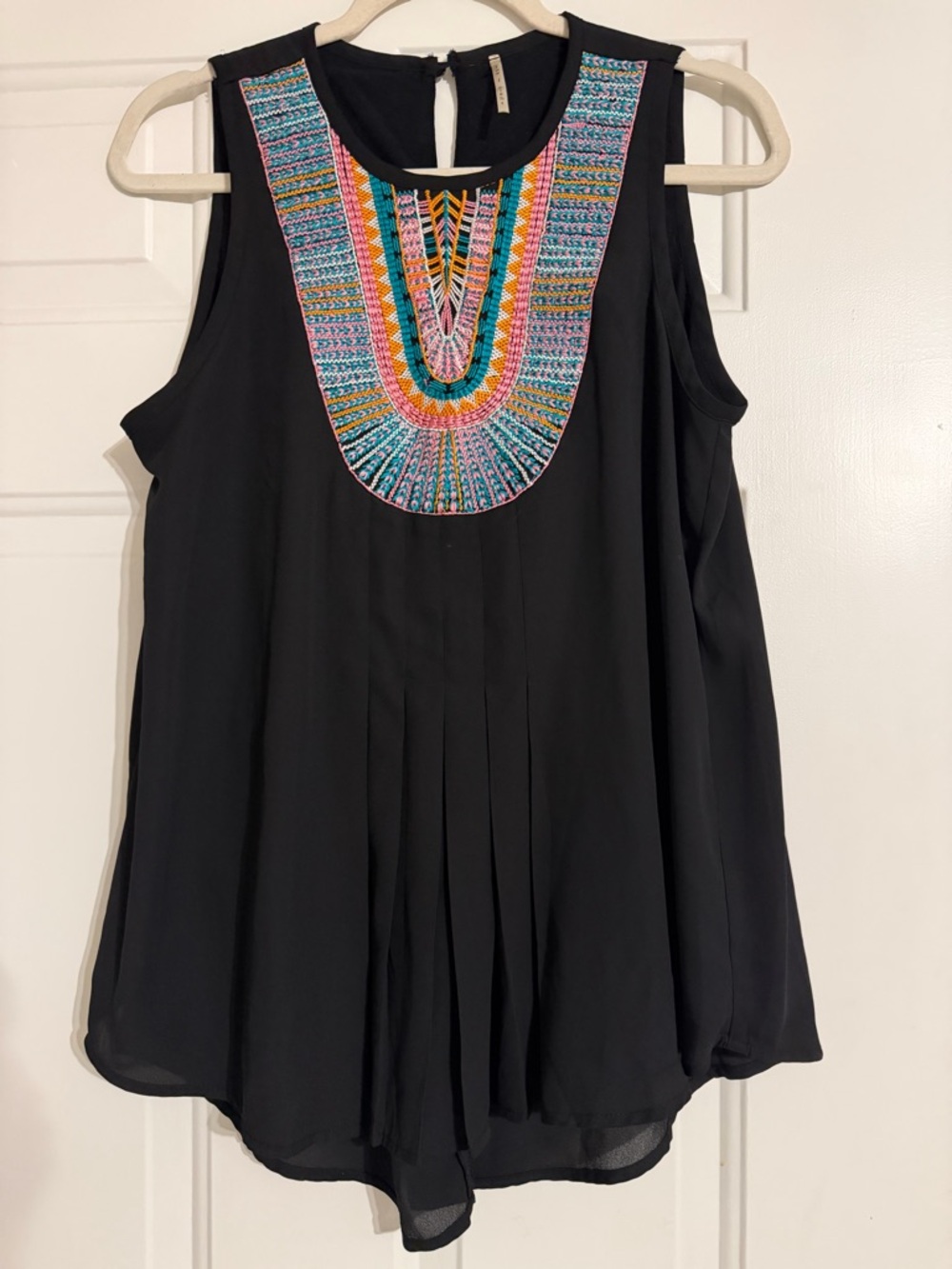 Sz L Nine 1 Eight Boho Black Flowy Embroidered Baby Doll Top Blouse
